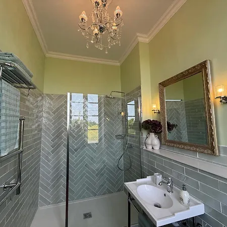 La Maison De Maitre Chagnon לינה וארוחת בוקר 3*