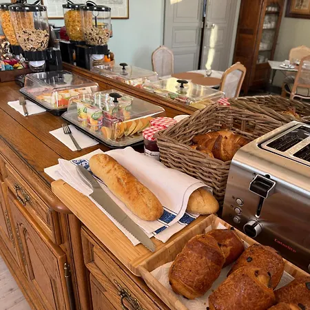 לינה וארוחת בוקר La Maison De Maitre Chagnon Aumagne