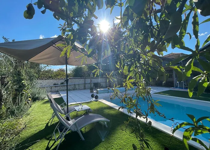 Bed & Breakfast La Maison De Maitre Chagnon Aumagne